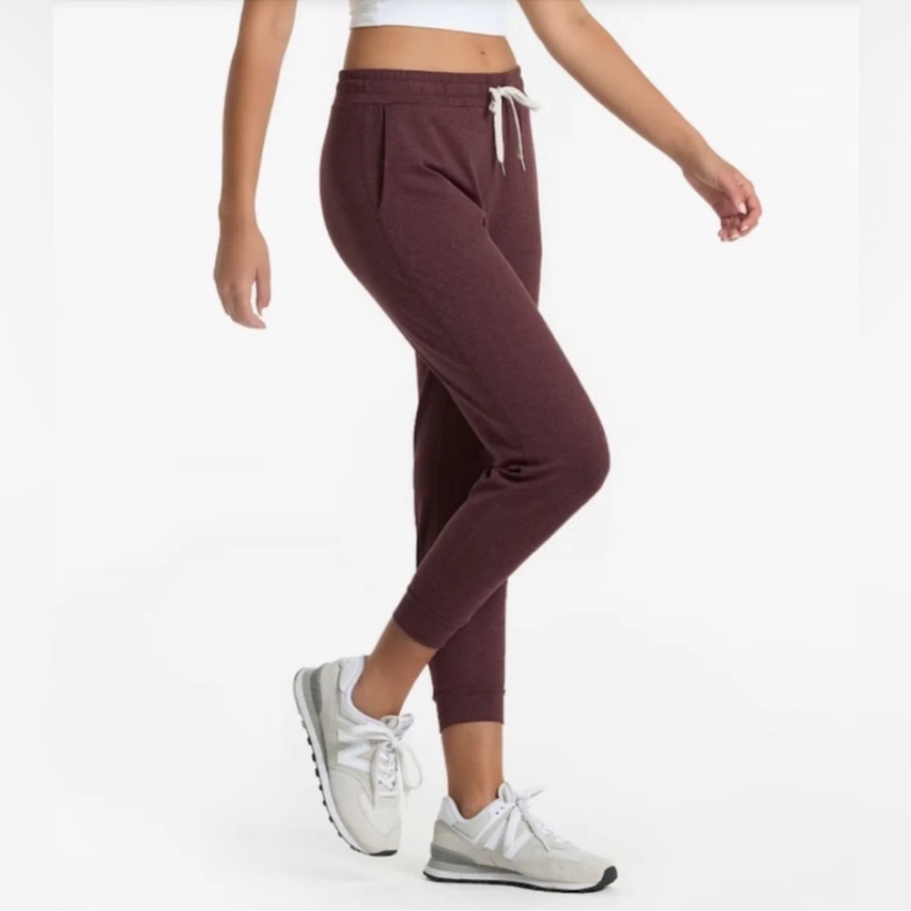 Vuori Performance Joggers